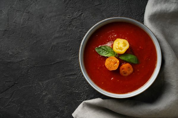 How to Master a Refreshing Mint and Cucumber Gazpacho for Hot Summer Days?