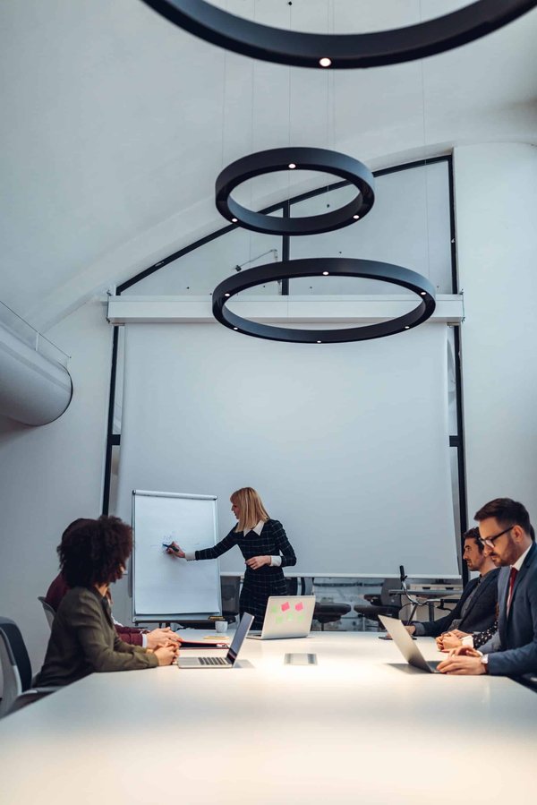 What's the Impact of IoT on Enhancing Patient Monitoring in Hospitals?